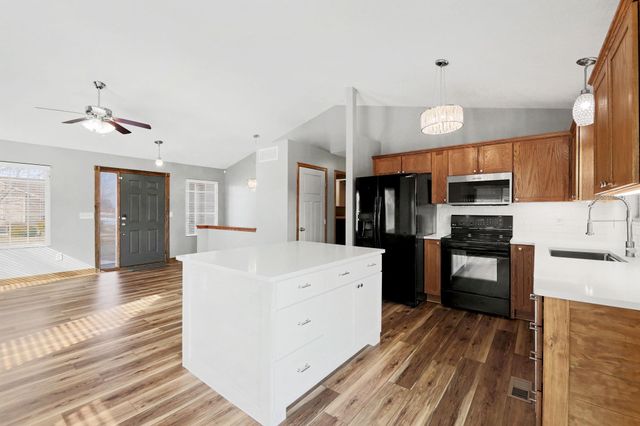 4060 N Westbrook, Maize, KS 67101