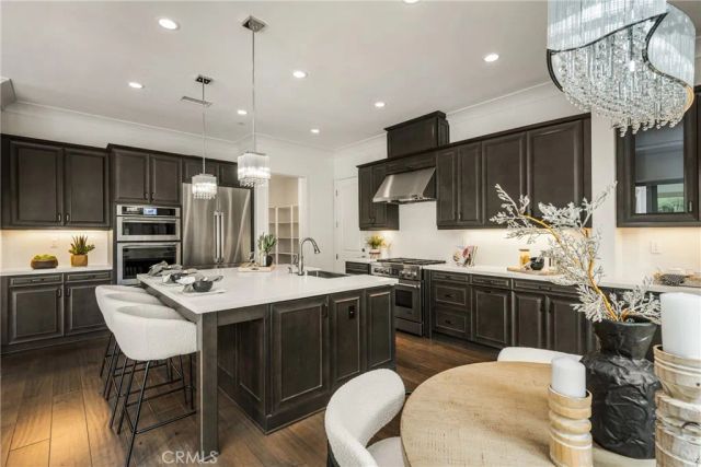 58 Riverboat, Irvine, CA 92602