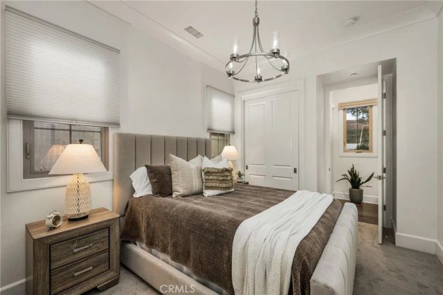 58 Riverboat, Irvine, CA 92602