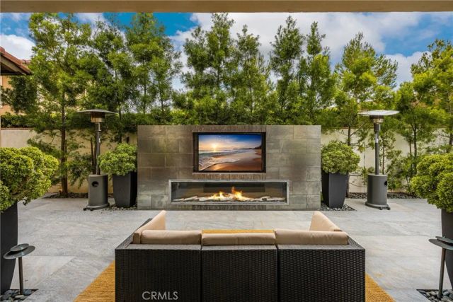 58 Riverboat, Irvine, CA 92602