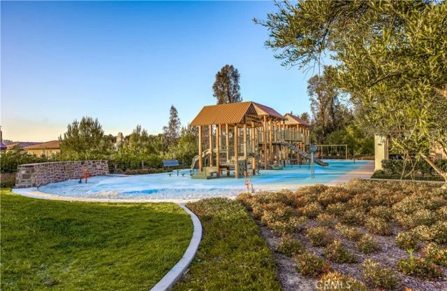 58 Riverboat, Irvine, CA 92602