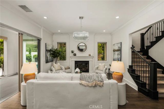 58 Riverboat, Irvine, CA 92602