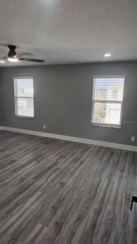 5209 CREEKSIDE PARK AVENUE, Orlando, FL 32811