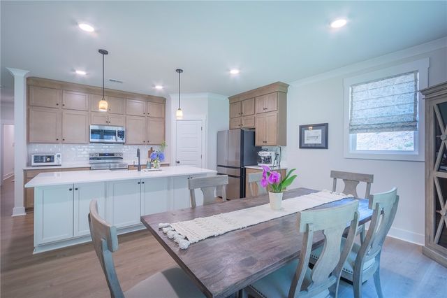 1111 Bay Drive, Fair Play, SC 29643