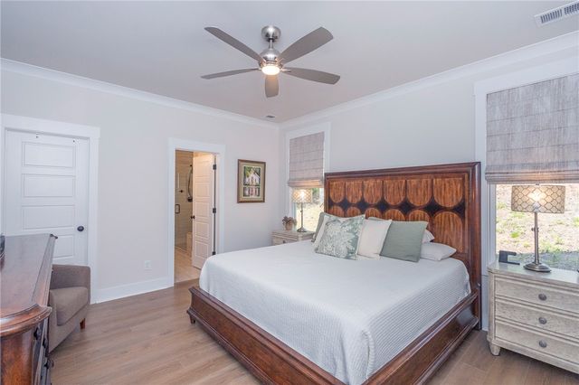 1111 Bay Drive, Fair Play, SC 29643