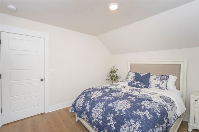 1111 Bay Drive, Fair Play, SC 29643
