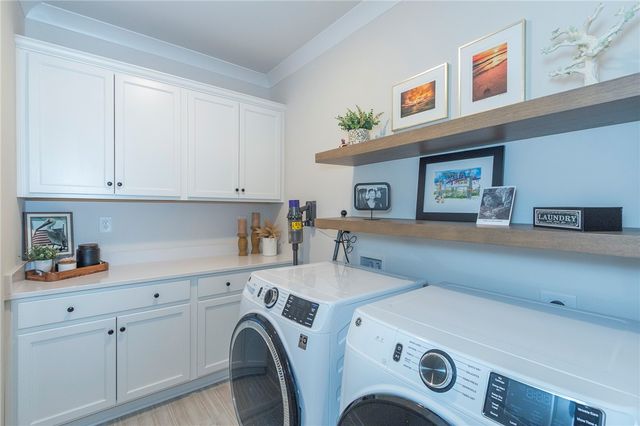 1111 Bay Drive, Fair Play, SC 29643