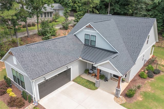 1111 Bay Drive, Fair Play, SC 29643