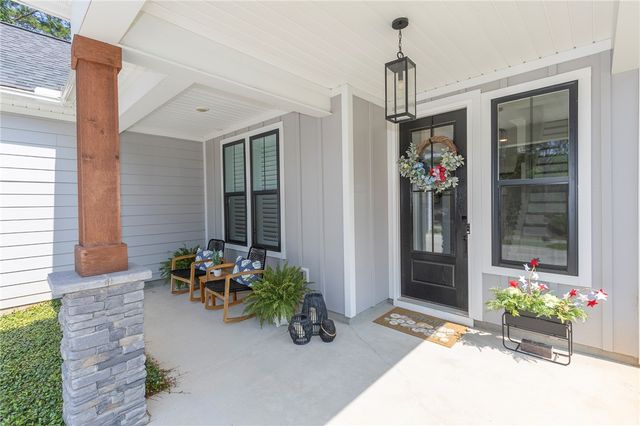 1111 Bay Drive, Fair Play, SC 29643