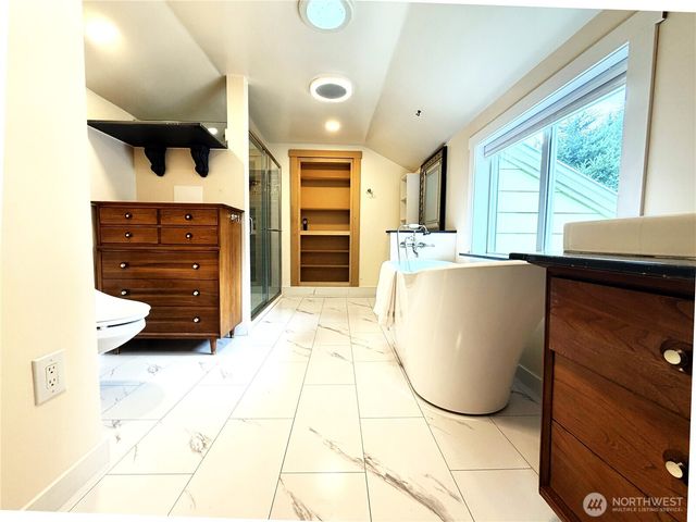 1410 Middle Street SE, Olympia, WA 98501