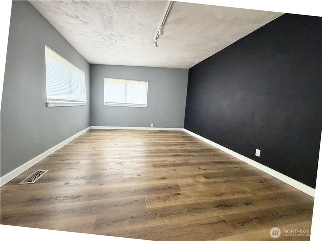 1410 Middle Street SE, Olympia, WA 98501