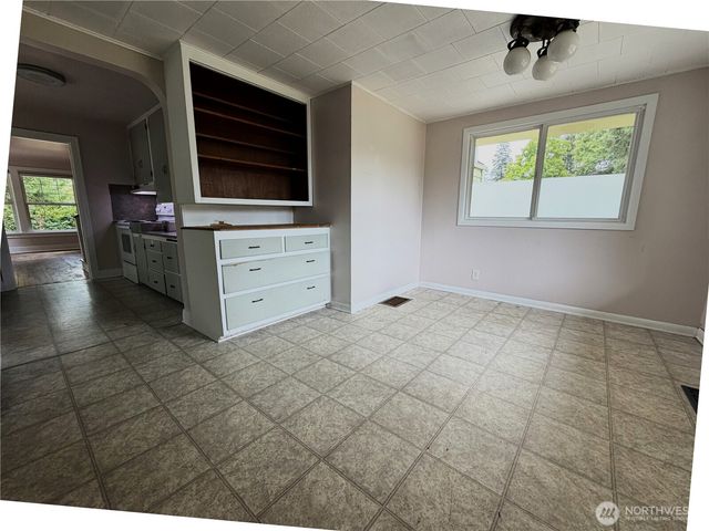 1410 Middle Street SE, Olympia, WA 98501