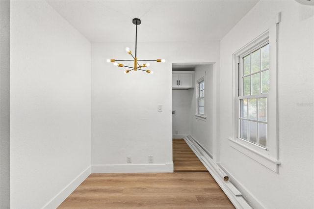 2008 OAKWOOD AVENUE, Tampa, FL 33605