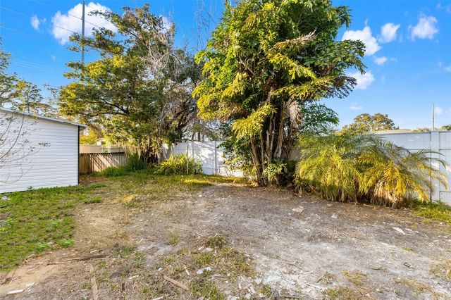 2008 OAKWOOD AVENUE, Tampa, FL 33605