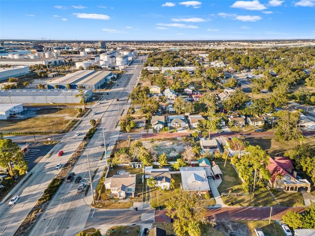 2008 OAKWOOD AVENUE, Tampa, FL 33605