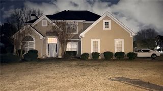 646 Autumn Leaf Circle, Mcdonough, GA 30253
