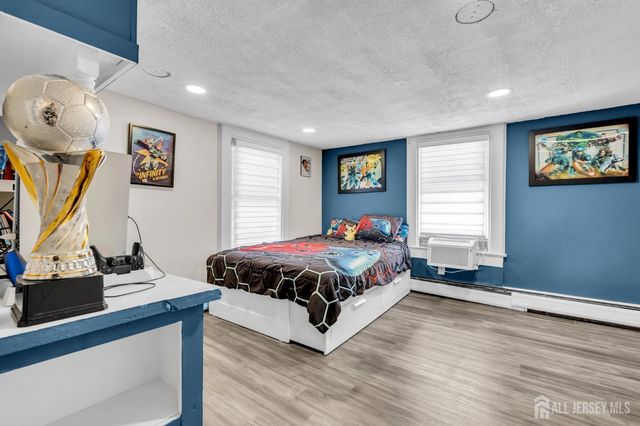 13 Hensler Lane, Sayreville, NJ 08872