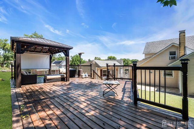 13 Hensler Lane, Sayreville, NJ 08872
