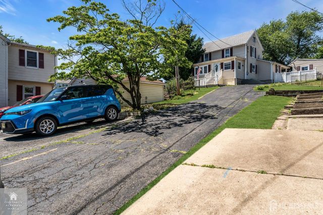 13 Hensler Lane, Sayreville, NJ 08872