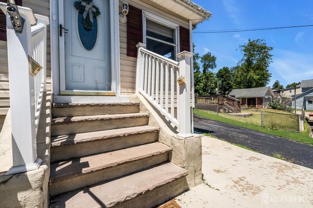 13 Hensler Lane, Sayreville, NJ 08872