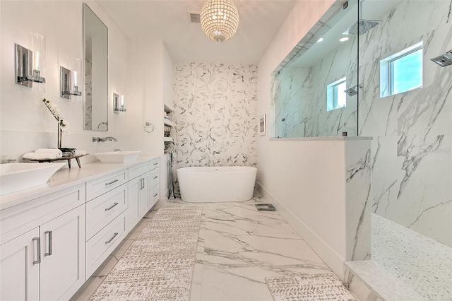 4815 W SUNSET BOULEVARD, Tampa, FL 33629