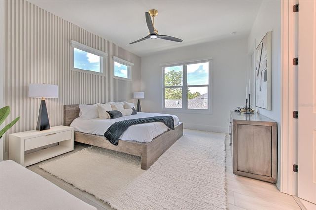 4815 W SUNSET BOULEVARD, Tampa, FL 33629