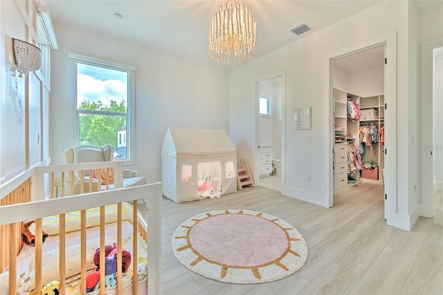 4815 W SUNSET BOULEVARD, Tampa, FL 33629