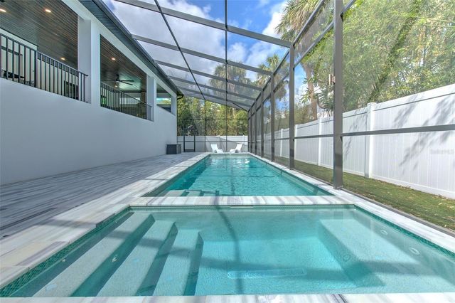 4815 W SUNSET BOULEVARD, Tampa, FL 33629