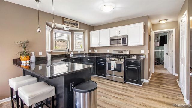 24272 Charles Drive, Brownstown, MI 48183