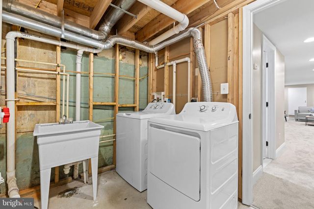 3316 FLEET ST, Baltimore, MD 21224