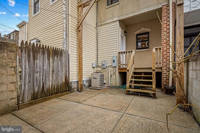 3316 FLEET ST, Baltimore, MD 21224