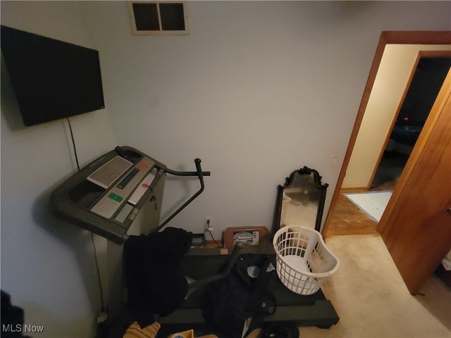 13457 Theeland Avenue NW, Uniontown, OH 44685