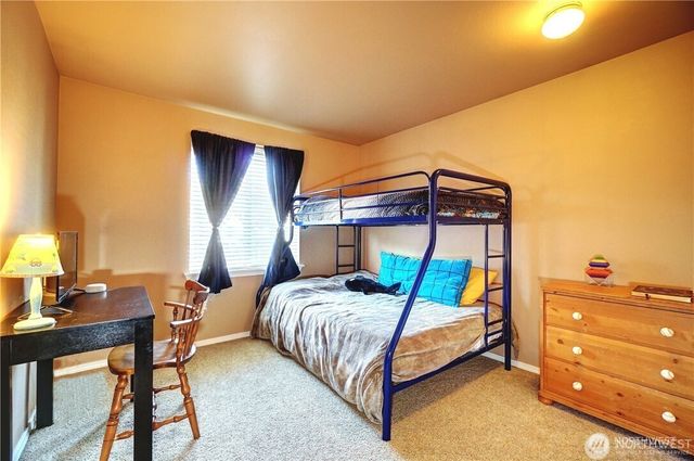 2702 9th SE, Puyallup, WA 98374