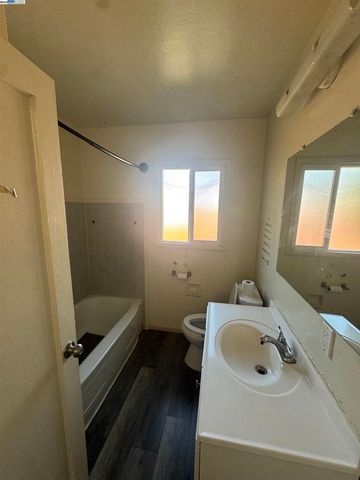 26555 Underwood Ave, Hayward, CA 94544