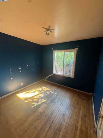 26555 Underwood Ave, Hayward, CA 94544