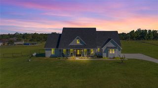 136 Timber Ridge Road, Liberty, TX 77575