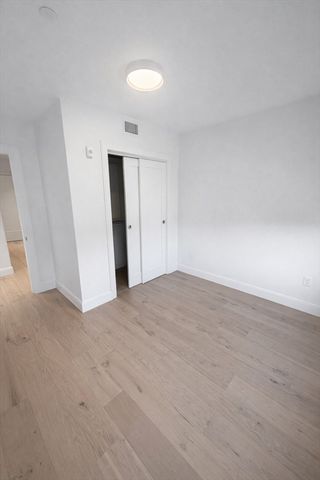 65 L Street 9, Boston, MA 02127