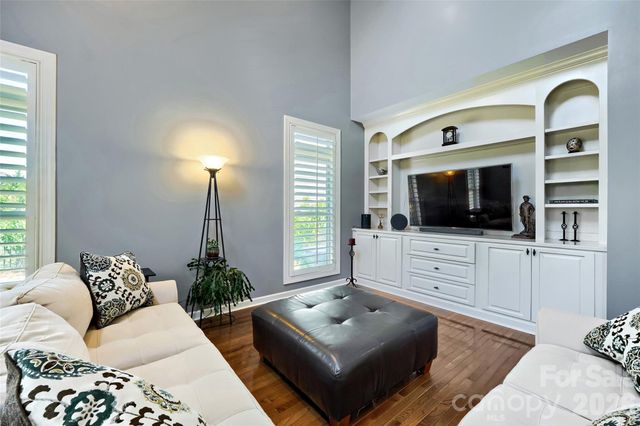 10636 Rippling Stream Drive NW, Concord, NC 28027