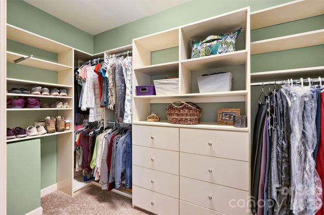 10636 Rippling Stream Drive NW, Concord, NC 28027