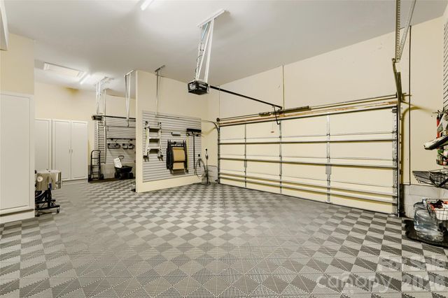 10636 Rippling Stream Drive NW, Concord, NC 28027