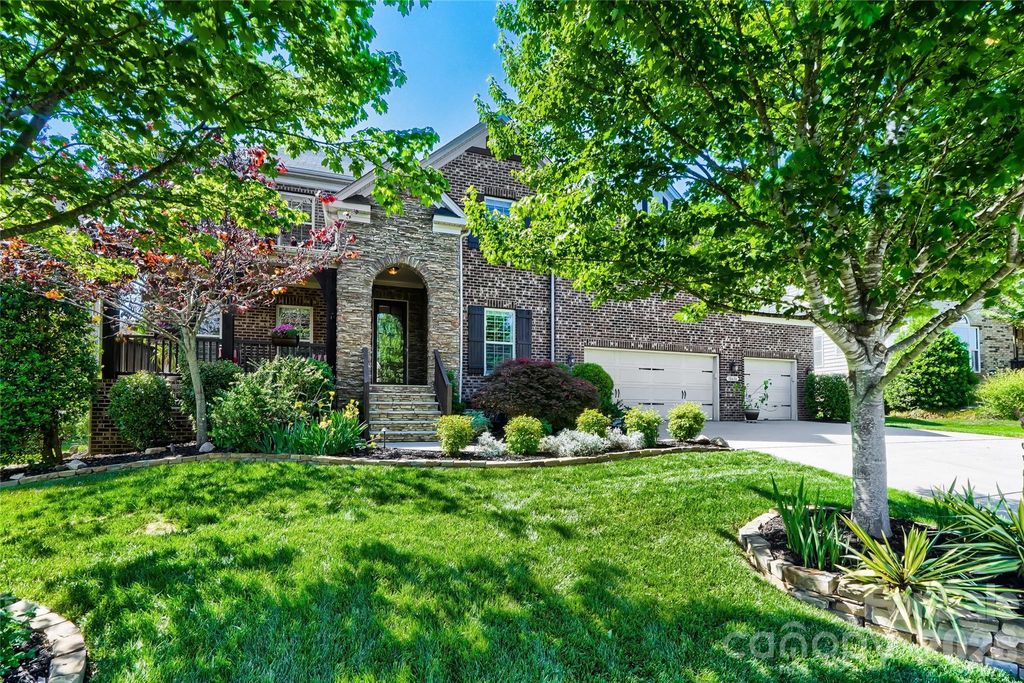 10636 Rippling Stream Drive NW, Concord, NC 28027