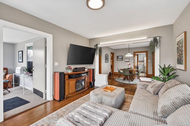 2622 Newton Avenue N, Minneapolis, MN 55411