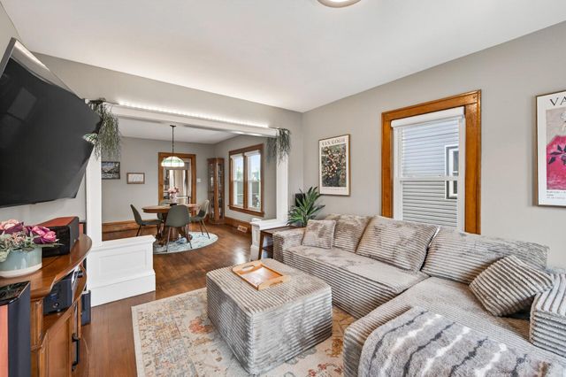 2622 Newton Avenue N, Minneapolis, MN 55411