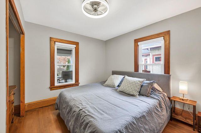 2622 Newton Avenue N, Minneapolis, MN 55411