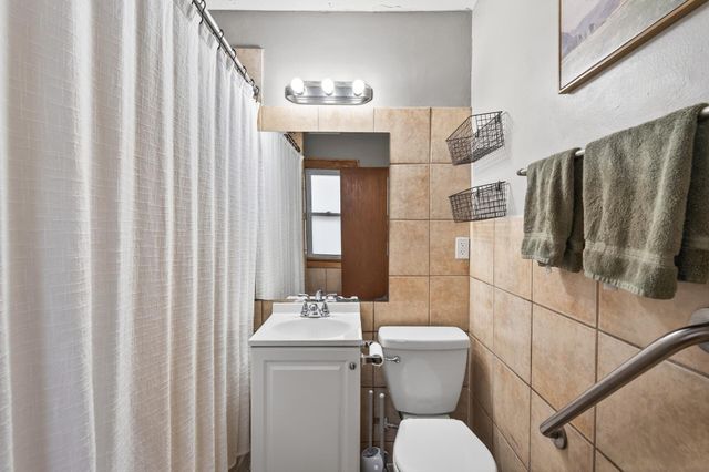 2622 Newton Avenue N, Minneapolis, MN 55411