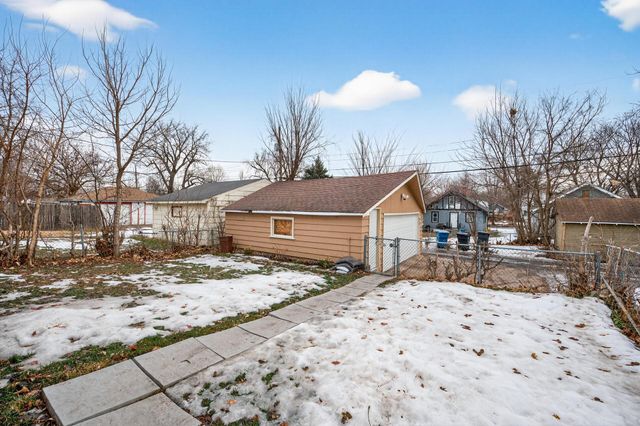 2622 Newton Avenue N, Minneapolis, MN 55411