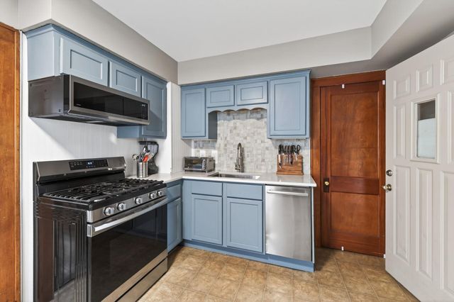 2622 Newton Avenue N, Minneapolis, MN 55411