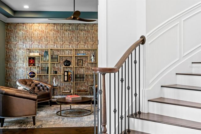 2604 S BRYANT CIRCLE, Tampa, FL 33629