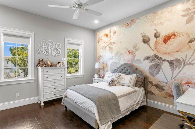 2604 S BRYANT CIRCLE, Tampa, FL 33629