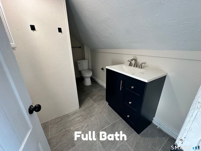 21 Williams Street 3rd FL, New London, CT 06320